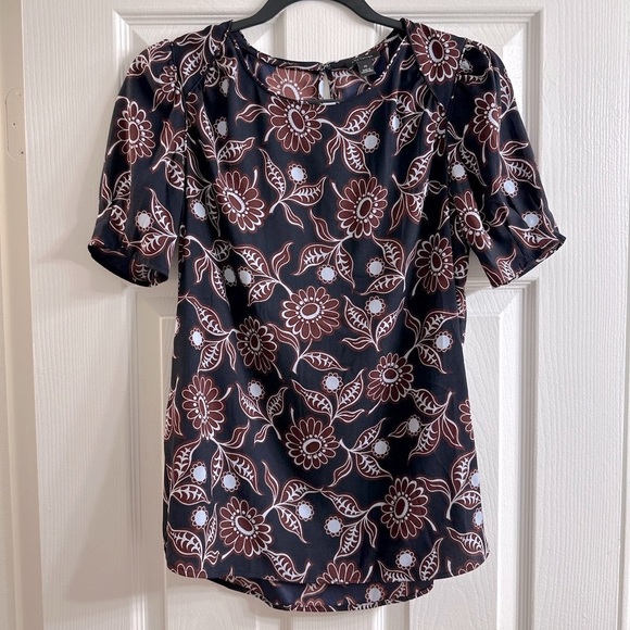 Ann Taylor Floral Top - Picture 1 of 7